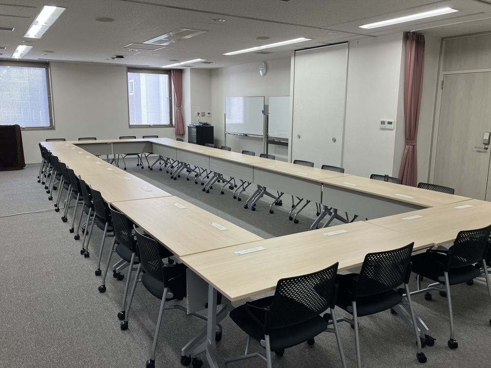 札幌の貸会議室【道新西ビル イベントルーム】